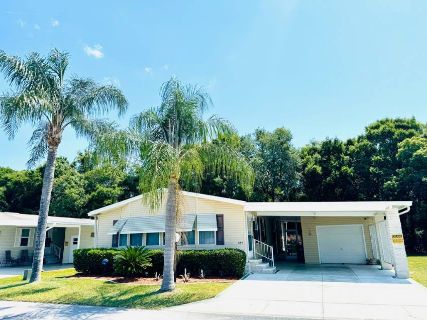 Lakeland, FL Mobile Home for Sale located at 4738 Crestview Dr. Schalamar Creek
